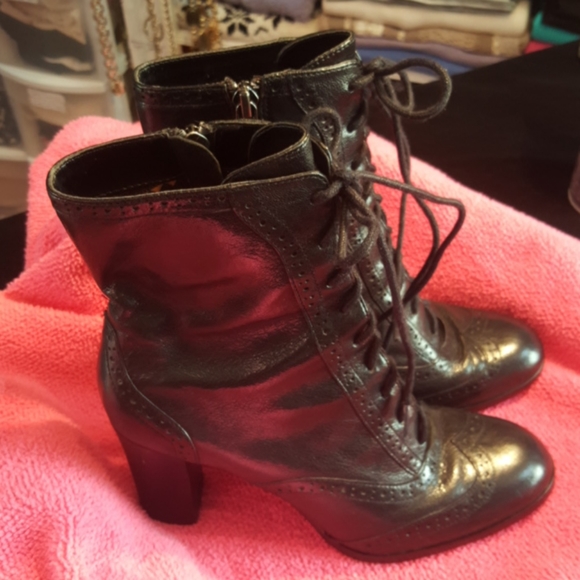 JOAN & DAVID ♡ CIRCA (C Jaggie) Soft Black Italian Leather Heeled Boots 5.5 - Picture 2 of 16